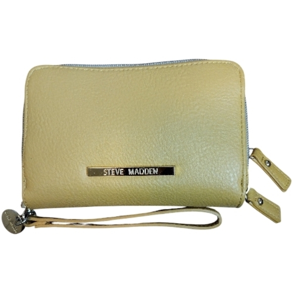Steve Madden Handbags - Steve Madden Mustard Yellow Leather Wristlet Wallet